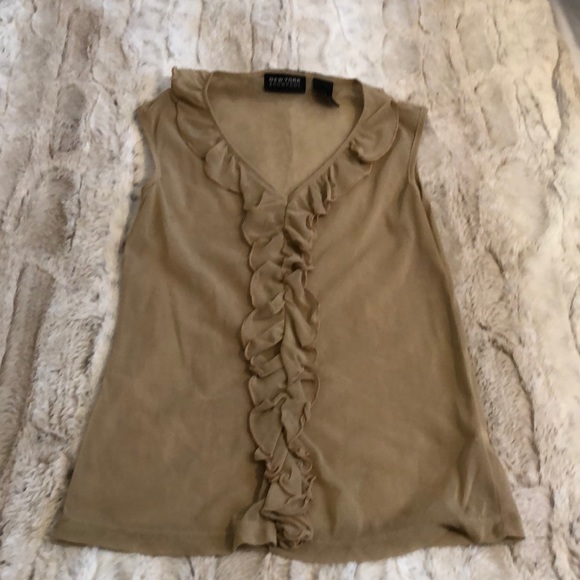 NY&C Sheer Top - Just add a Cami - Picture 4 of 4